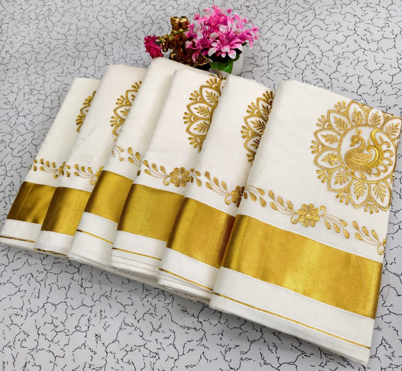 πͺ Kerala Kasavu Saree with Golden Peacock Embroidery